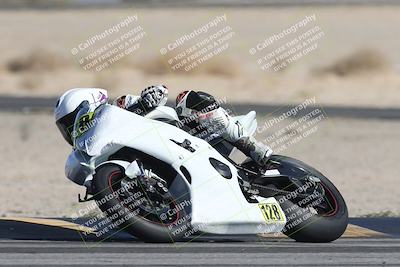 media/Nov-01-2025-CVMA (Sat) [[fc0f7531b8]]/Race 9-Amateur Supersport Middleweight/